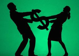 Couple fighting over money